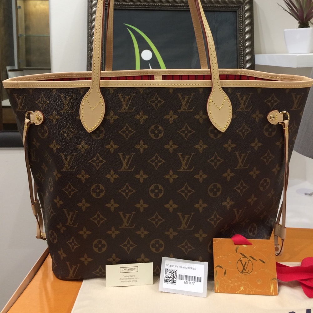 Louis Vuitton Neverfull MM